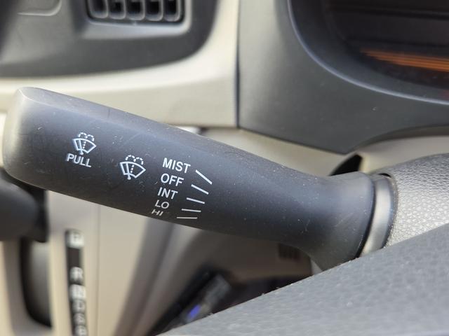 ミライース L メモリアルエディション ETC アイドリングストップ CVT 盗難防止システム ABS CD ミュージックプレイヤー接続可 アルミホイール 衝突安全ボディ エアコン パワーステアリング パワーウィンドウ(9枚目)