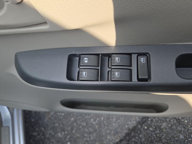 ミライース L メモリアルエディション ETC アイドリングストップ CVT 盗難防止システム ABS CD ミュージックプレイヤー接続可 アルミホイール 衝突安全ボディ エアコン パワーステアリング パワーウィンドウ(11枚目)