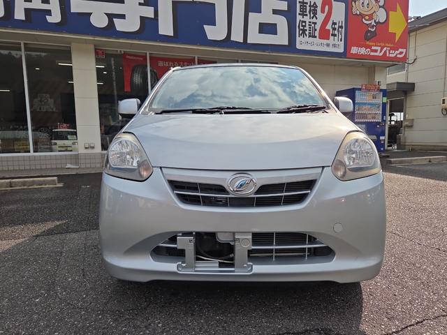 ミライース L メモリアルエディション ETC アイドリングストップ CVT 盗難防止システム ABS CD ミュージックプレイヤー接続可 アルミホイール 衝突安全ボディ エアコン パワーステアリング パワーウィンドウ(12枚目)
