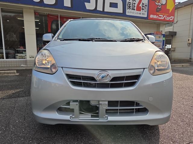 ミライース L メモリアルエディション ETC アイドリングストップ CVT 盗難防止システム ABS CD ミュージックプレイヤー接続可 アルミホイール 衝突安全ボディ エアコン パワーステアリング パワーウィンドウ(32枚目)