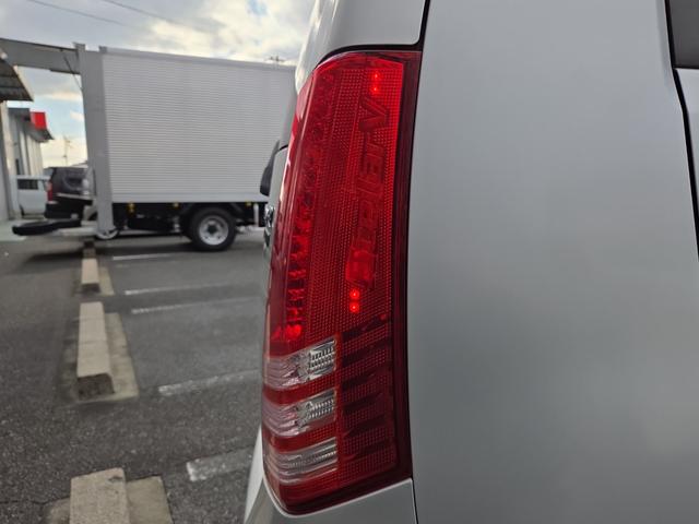 ワゴンＲ ＦＸリミテッド　スマートキー　電動格納ミラー　ベンチシート　ＣＶＴ　盗難防止システム　ＡＢＳ　ＣＤ　アルミホイール　衝突安全ボディ　エアコン　パワーステアリング　パワーウィンドウ（34枚目）