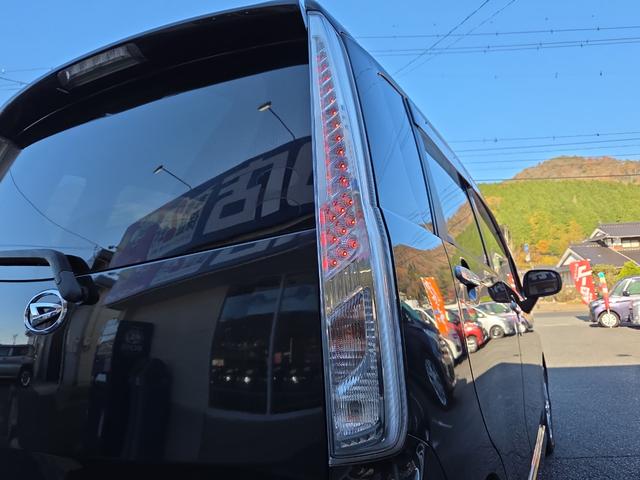 ムーヴ カスタム　Ｘ　ＳＡ　ＥＴＣ　ナビ　Ｂｌｕｅｔｏｏｔｈ　ＴＶ　衝突被害軽減システム　オートライト　スマートキー　アイドリングストップ　電動格納ミラー　ベンチシート　ＣＶＴ　盗難防止システム　ＡＢＳ　ＥＳＣ　ＣＤ　ＵＳＢ（33枚目）