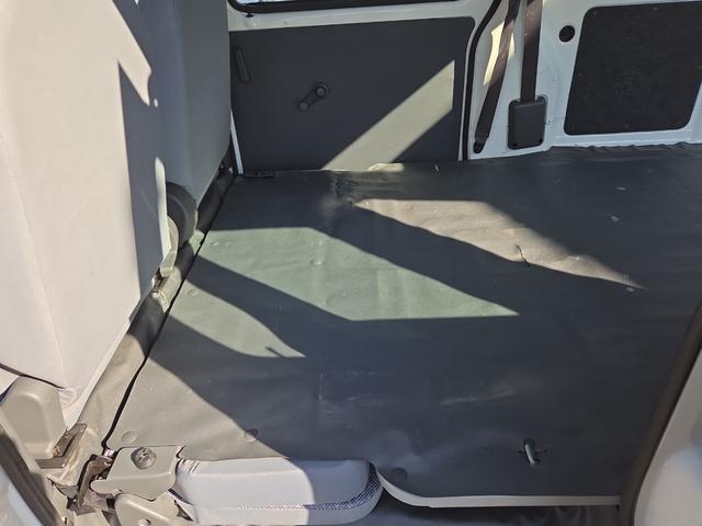 ハイゼットカーゴ スペシャル　軽バン　ＡＴ　クリアランスソナー　両側スライドドア　エアコン　パワーステアリング　運転席エアバッグ（16枚目）