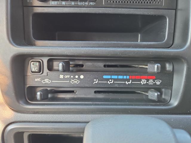 ハイゼットカーゴ スペシャル　軽バン　ＡＴ　クリアランスソナー　両側スライドドア　エアコン　パワーステアリング　運転席エアバッグ（29枚目）