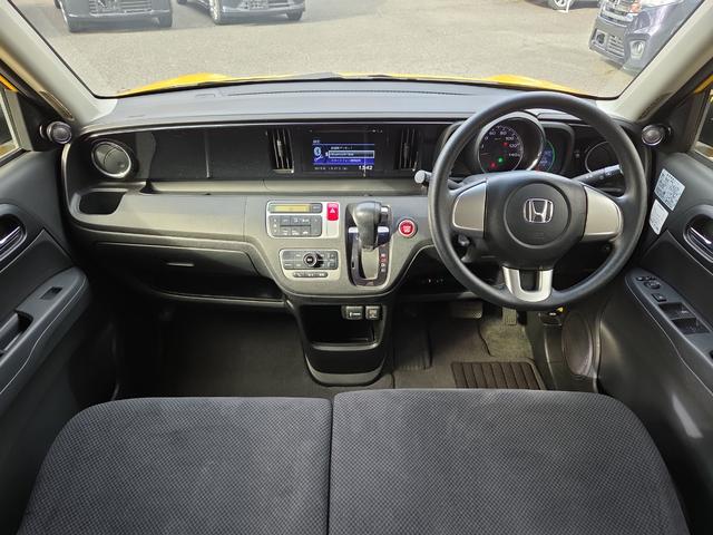 N-ONE G・Lパッケージ 4WD Bluetooth ETC バックカメラ オートライト HID スマートキー アイドリングストップ 電動格納ミラー ベンチシート CVT 盗難防止システム ABS ESC CD USB(3枚目)