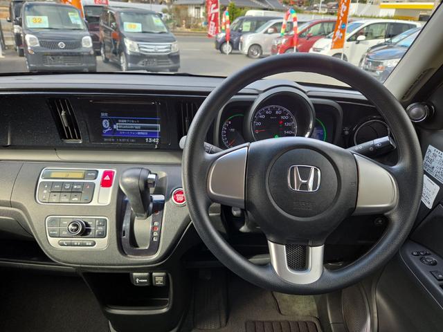 N-ONE G・Lパッケージ 4WD Bluetooth ETC バックカメラ オートライト HID スマートキー アイドリングストップ 電動格納ミラー ベンチシート CVT 盗難防止システム ABS ESC CD USB(4枚目)