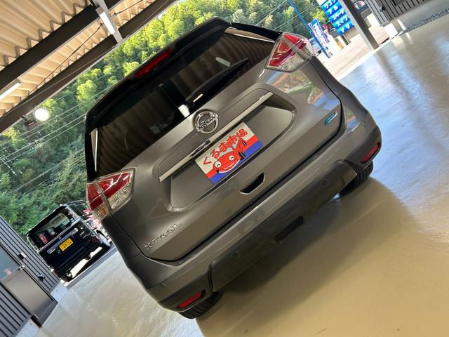エクストレイル ２０Ｘ　エマージェンシーブレーキパッケージ　１年保証　走行無制限　４ＷＤ　ドライブレコーダー　純正ナビ　フルセグＴＶ　Ｂｌｕｅｔｏｏｔｈオーディオ　バックモニター　パワーバックドア　ＬＥＤヘッドライト　オートライト　外品アルミホイール（30枚目）