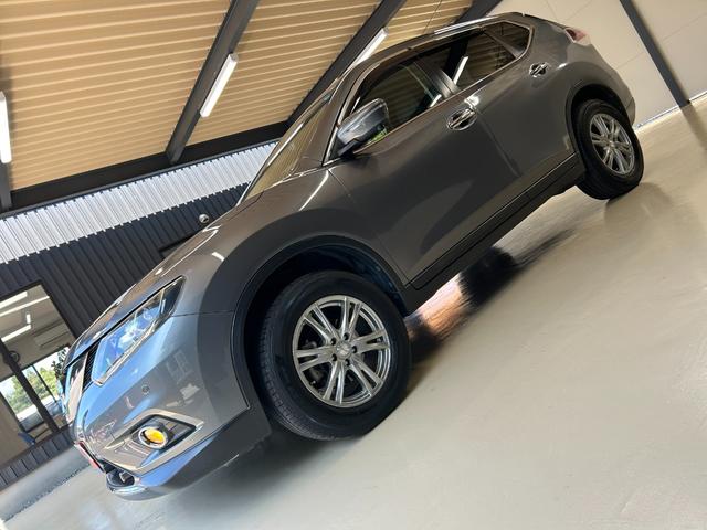 エクストレイル ２０Ｘ　エマージェンシーブレーキパッケージ　１年保証　走行無制限　４ＷＤ　ドライブレコーダー　純正ナビ　フルセグＴＶ　Ｂｌｕｅｔｏｏｔｈオーディオ　バックモニター　パワーバックドア　ＬＥＤヘッドライト　オートライト　外品アルミホイール（35枚目）
