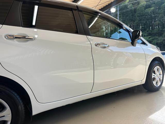 ノート Ｘ　１年保証　走行無制限　禁煙車　ワンオーナー　ドラレコ　純正ナビ　アラウンドビューモニター　Ｂｌｕｅｔｏｏｔｈオーディオ　デジタルインナーミラー　クリアランスソナー　エマージェンシーブレーキ　ＥＴＣ（63枚目）