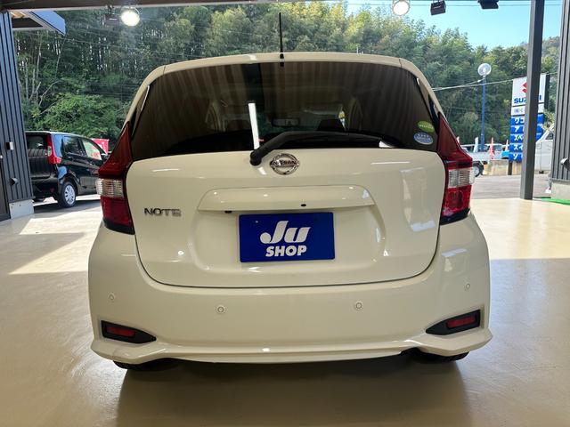 ノート Ｘ　１年保証　走行無制限　禁煙車　ワンオーナー　ドラレコ　純正ナビ　アラウンドビューモニター　Ｂｌｕｅｔｏｏｔｈオーディオ　デジタルインナーミラー　クリアランスソナー　エマージェンシーブレーキ　ＥＴＣ（75枚目）