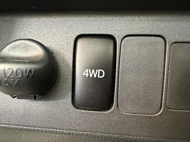 ハイゼットトラック スタンダード　１年保証　走行無制限　ワンオーナー車　切替４ＷＤ　５速ミッション　エアコン　パワステ　ヘッドライトレベライザー　三方開　タイミングチェーン　タイヤ新品交換渡し（4枚目）