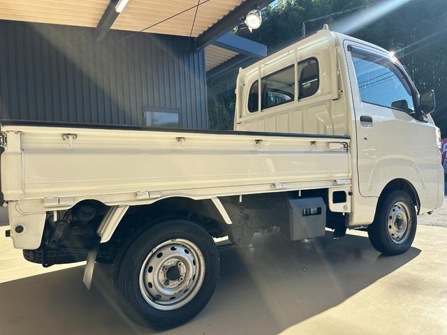 ハイゼットトラック スタンダード　１年保証　走行無制限　ワンオーナー車　切替４ＷＤ　５速ミッション　エアコン　パワステ　ヘッドライトレベライザー　三方開　タイミングチェーン　タイヤ新品交換渡し（52枚目）