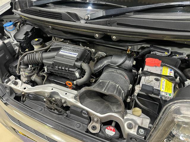 N-BOXカスタム G・ターボLパッケージ 1年保証 走行無制限 ミラー型ドライブレコーダー前後 メモリーナビ バックモニター ワンセグTV 両側パワースライドドア ハーフレザーシート パドルシフト クルコン HID ETC 純正アルミホイール(17枚目)