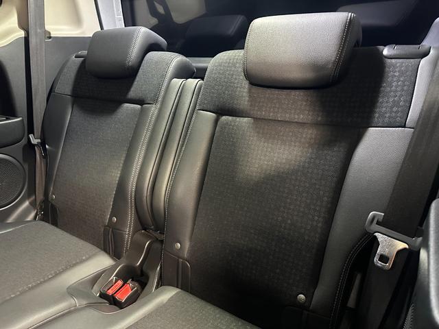 N-BOXカスタム G・ターボLパッケージ 1年保証 走行無制限 ミラー型ドライブレコーダー前後 メモリーナビ バックモニター ワンセグTV 両側パワースライドドア ハーフレザーシート パドルシフト クルコン HID ETC 純正アルミホイール(60枚目)