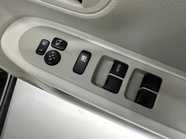 アルトラパン Ｌ　１年保証　走行無制限　メモリーナビ　フルセグＴＶ　Ｂｌｕｅｔｏｏｔｈオーディオ　レーダーブレーキサポート　アイドリングストップ　シートヒーター　プッシュスタート　スマートキー（17枚目）