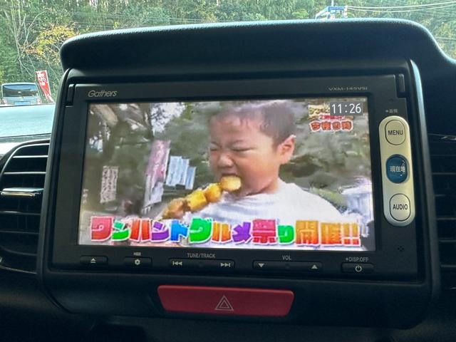 Ｎ－ＢＯＸカスタム ２トーンカラースタイル　Ｇ・ターボＡパッケージ　１年保証　走行無制限　あんしんパッケージ　ＣＴＢＡ　ドラレコ前後　インターナビ　ＴＶ　バックモニター　Ｂｌｕｅｔｏｏｔｈ　ＨＩＤ　ＥＴＣ　両側パワスラ　フォグ　パドルシフト　クルコン純正１５インチＡＷ（4枚目）