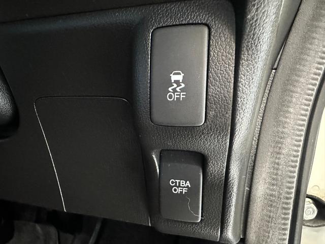 Ｎ－ＢＯＸカスタム ２トーンカラースタイル　Ｇ・ターボＡパッケージ　１年保証　走行無制限　あんしんパッケージ　ＣＴＢＡ　ドラレコ前後　インターナビ　ＴＶ　バックモニター　Ｂｌｕｅｔｏｏｔｈ　ＨＩＤ　ＥＴＣ　両側パワスラ　フォグ　パドルシフト　クルコン純正１５インチＡＷ（16枚目）