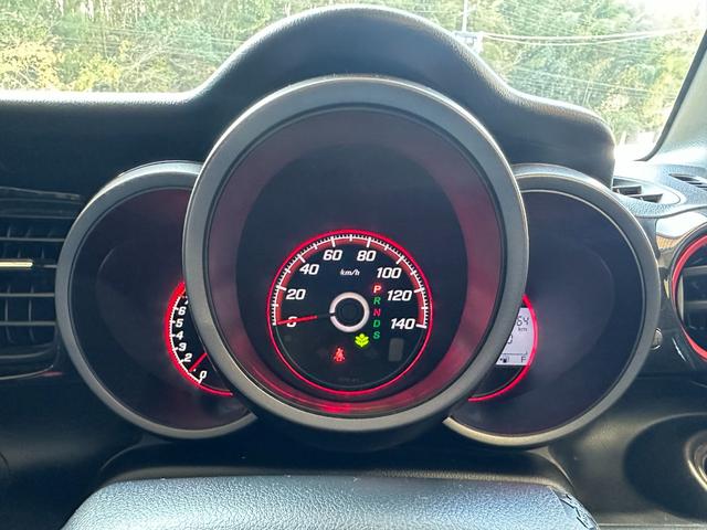 Ｎ－ＢＯＸカスタム ２トーンカラースタイル　Ｇ・ターボＡパッケージ　１年保証　走行無制限　あんしんパッケージ　ＣＴＢＡ　ドラレコ前後　インターナビ　ＴＶ　バックモニター　Ｂｌｕｅｔｏｏｔｈ　ＨＩＤ　ＥＴＣ　両側パワスラ　フォグ　パドルシフト　クルコン純正１５インチＡＷ（20枚目）