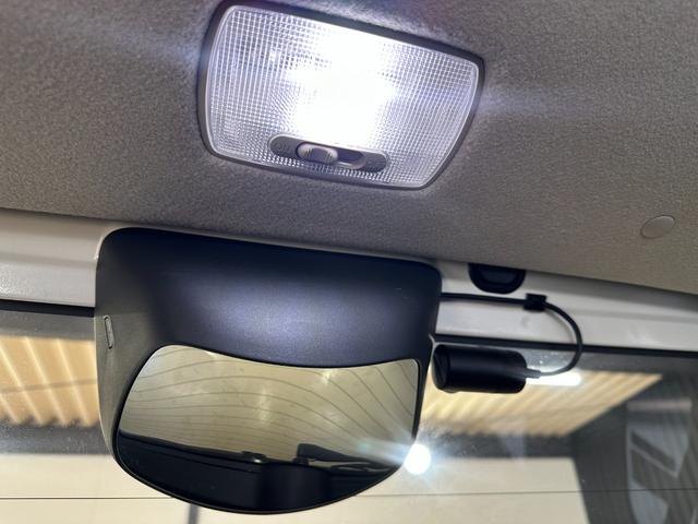 Ｎ－ＢＯＸカスタム ２トーンカラースタイル　Ｇ・ターボＡパッケージ　１年保証　走行無制限　あんしんパッケージ　ＣＴＢＡ　ドラレコ前後　インターナビ　ＴＶ　バックモニター　Ｂｌｕｅｔｏｏｔｈ　ＨＩＤ　ＥＴＣ　両側パワスラ　フォグ　パドルシフト　クルコン純正１５インチＡＷ（25枚目）