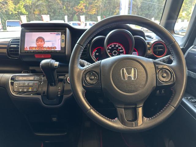 Ｎ－ＢＯＸカスタム ２トーンカラースタイル　Ｇ・ターボＡパッケージ　１年保証　走行無制限　あんしんパッケージ　ＣＴＢＡ　ドラレコ前後　インターナビ　ＴＶ　バックモニター　Ｂｌｕｅｔｏｏｔｈ　ＨＩＤ　ＥＴＣ　両側パワスラ　フォグ　パドルシフト　クルコン純正１５インチＡＷ（30枚目）