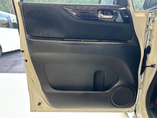 Ｎ－ＢＯＸカスタム ２トーンカラースタイル　Ｇ・ターボＡパッケージ　１年保証　走行無制限　あんしんパッケージ　ＣＴＢＡ　ドラレコ前後　インターナビ　ＴＶ　バックモニター　Ｂｌｕｅｔｏｏｔｈ　ＨＩＤ　ＥＴＣ　両側パワスラ　フォグ　パドルシフト　クルコン純正１５インチＡＷ（39枚目）