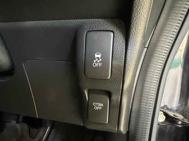 Ｎ－ＢＯＸカスタム Ｇ　ＳＳパッケージ　純正ナビ　ワンセグＴＶ　Ｂｌｕｅｔｏｏｔｈオーディオ　バックモニター　ホンダセンシング　両側パワースライドドア　ＨＩＤヘッドライト　オートライト　アイドリングストップ　純正アルミホイール（12枚目）