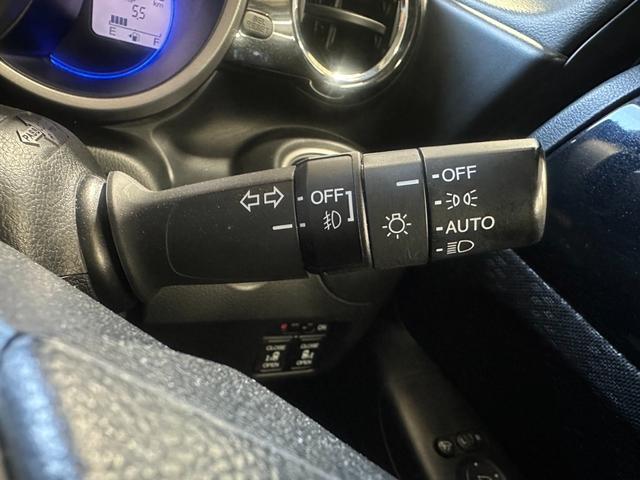 Ｎ－ＢＯＸカスタム Ｇ　ＳＳパッケージ　純正ナビ　ワンセグＴＶ　Ｂｌｕｅｔｏｏｔｈオーディオ　バックモニター　ホンダセンシング　両側パワースライドドア　ＨＩＤヘッドライト　オートライト　アイドリングストップ　純正アルミホイール（18枚目）