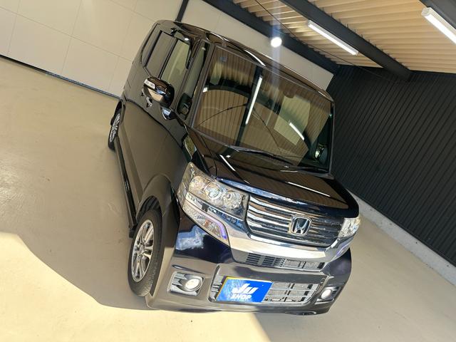 Ｎ－ＢＯＸカスタム Ｇ　ＳＳパッケージ　純正ナビ　ワンセグＴＶ　Ｂｌｕｅｔｏｏｔｈオーディオ　バックモニター　ホンダセンシング　両側パワースライドドア　ＨＩＤヘッドライト　オートライト　アイドリングストップ　純正アルミホイール（22枚目）