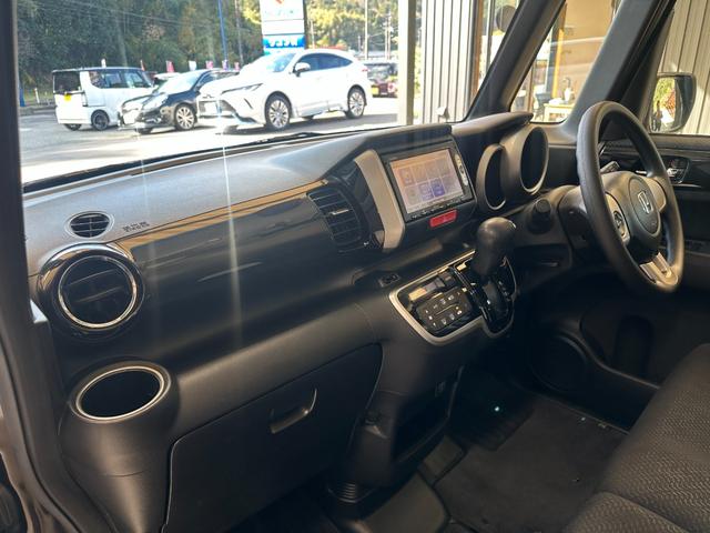 Ｎ－ＢＯＸカスタム Ｇ　ＳＳパッケージ　純正ナビ　ワンセグＴＶ　Ｂｌｕｅｔｏｏｔｈオーディオ　バックモニター　ホンダセンシング　両側パワースライドドア　ＨＩＤヘッドライト　オートライト　アイドリングストップ　純正アルミホイール（42枚目）