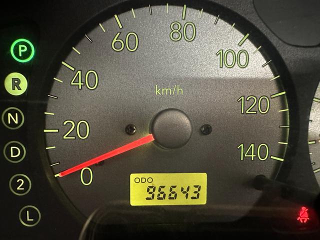 ジムニー ワイルドウインド　ルーフキャリア　ＥＴＣ　専用カバー付き背面タイヤ　フォグランプ　シートヒーター　ターボ　ミラーヒーター　４速ＡＴ　キーレス　ナビ　フルセグＴＶ　純正１６インチアルミホイール（49枚目）