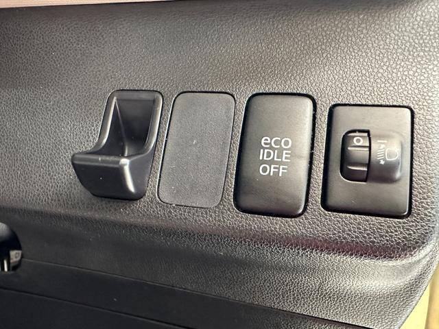 ミラココア ココアプラスＸスペシャルコーデ　１年保証　走行無制限　ケンウッドナビ　フルセグＴＶ　Ｂｌｕｅｔｏｏｔｈオーディオ　バックモニター　アイドリングストップ　ＥＴＣ　ルーフレール　スマートキー　ＣＯＣＯＡ純正ホイールキャップ（9枚目）