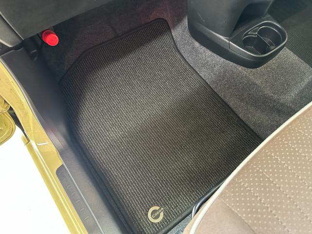 ミラココア ココアプラスＸスペシャルコーデ　１年保証　走行無制限　ケンウッドナビ　フルセグＴＶ　Ｂｌｕｅｔｏｏｔｈオーディオ　バックモニター　アイドリングストップ　ＥＴＣ　ルーフレール　スマートキー　ＣＯＣＯＡ純正ホイールキャップ（25枚目）