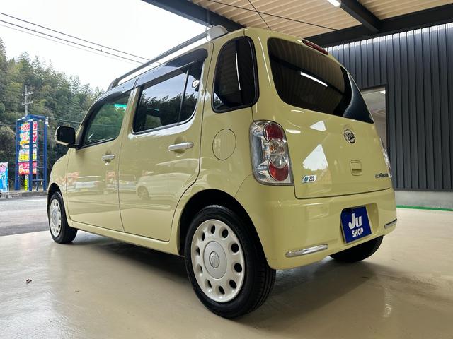 ミラココア ココアプラスＸスペシャルコーデ　１年保証　走行無制限　ケンウッドナビ　フルセグＴＶ　Ｂｌｕｅｔｏｏｔｈオーディオ　バックモニター　アイドリングストップ　ＥＴＣ　ルーフレール　スマートキー　ＣＯＣＯＡ純正ホイールキャップ（35枚目）