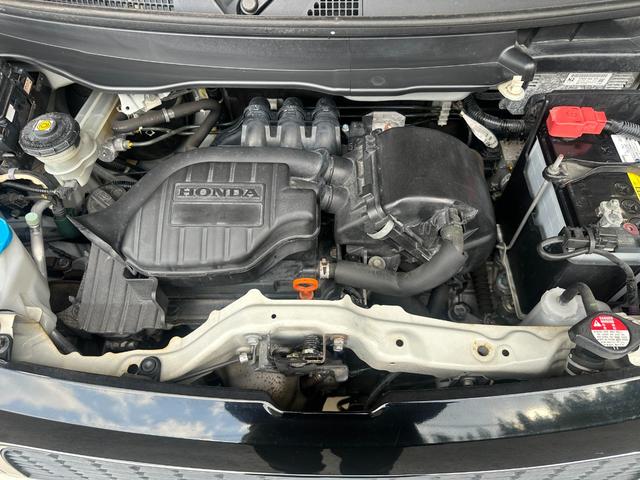 Ｎ－ＯＮＥ プレミアム・Ｌパッケージ　１年保証　走行無制限　純正ナビ　Ｂｌｕｅｔｏｏｔｈオーディオ　ワンセグＴＶ　ＥＴＣ　ＨＩＤヘッドライト　オートライト　アイドリングストップ　フォグランプ　プッシュスタート　スマートキー　アルミホイール（23枚目）