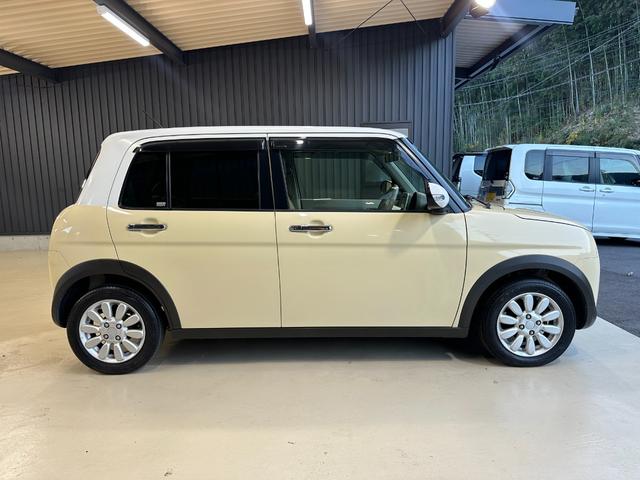 アルトラパン Ｘ　１年保証　走行無制限　レーダーブレーキサポート　ストラーダナビ　フルセグＴＶ　Ｂｌｕｅｔｏｏｔｈオーディオ　ＨＩＤヘッドライト　アイドリングストップ　プッシュスタート　スマートキー　アルミホイール（48枚目）