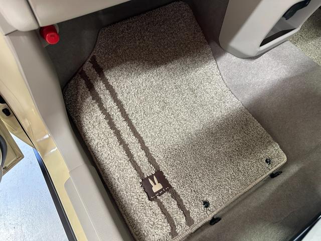 アルトラパン Ｘ　１年保証　走行無制限　レーダーブレーキサポート　ストラーダナビ　フルセグＴＶ　Ｂｌｕｅｔｏｏｔｈオーディオ　ＨＩＤヘッドライト　アイドリングストップ　プッシュスタート　スマートキー　アルミホイール（62枚目）