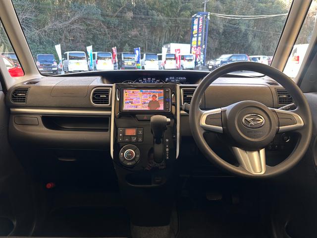 タント カスタムＸ　ＳＡＩＩ　スマートアシストＩＩ　４ＷＤ　外品ナビ　Ｂｌｕｅｔｏｏｔｈオーディオ　フルセグＴＶ　片側パワスラ　ＬＥＤヘッドライト　ＬＥＤフォグランプ　オートライト　外品新品フロアマット　純正１４インチＡＷ（2枚目）