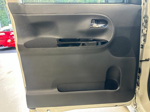 タント カスタムＸ　ＳＡＩＩ　スマートアシストＩＩ　４ＷＤ　外品ナビ　Ｂｌｕｅｔｏｏｔｈオーディオ　フルセグＴＶ　片側パワスラ　ＬＥＤヘッドライト　ＬＥＤフォグランプ　オートライト　外品新品フロアマット　純正１４インチＡＷ（32枚目）