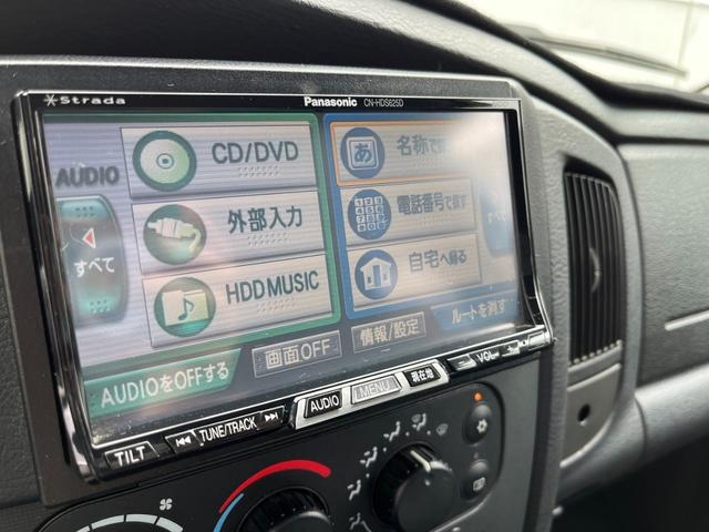 ダッジ・ラム ララミー　１５００　クワッドキャブ　４ＷＤ　リフトアップ　ヘッドライト＆フォグ新品　　大型ミラー　ハードトノカバー　ワイドフェンダー　実走行（16枚目）