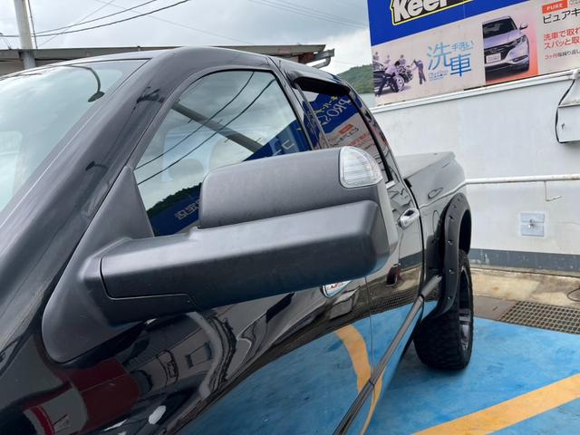 ダッジ・ラム ララミー　１５００　クワッドキャブ　４ＷＤ　リフトアップ　ヘッドライト＆フォグ新品　　大型ミラー　ハードトノカバー　ワイドフェンダー　実走行（42枚目）