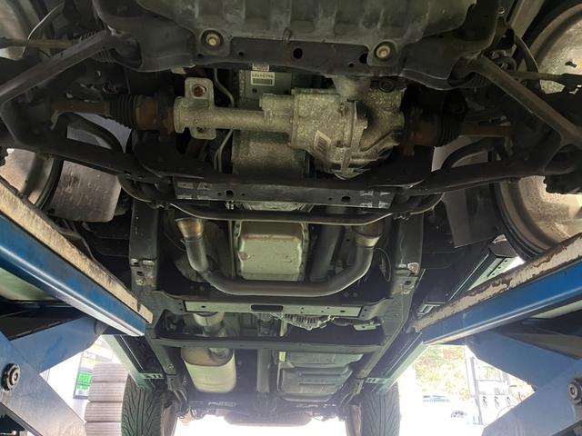 �������̃A�[���ނ̑������Ȃ���A�u�[�c�ނ̐؂��j��͌��󂯂��܂���B�K�^�c�L�Ȃǂ�����܂���B