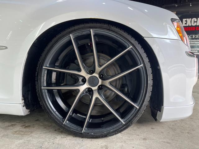 ���ƊE���̃��[��������E�����O�~�`�ő�P�Q�O��̂��x�����\�ȃI�[�g���[�������p�ӂ��Ă���܂��B���Îԁ`�V�Ԃ��ׂĂɂ����p�����܂��B����X�^�b�t�ɂ����k���������B