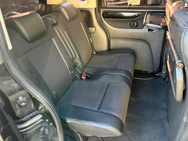 Ｎ－ＢＯＸカスタム Ｇ・ターボＬパッケージ　後期モデル　メモリーナビ　フルセグＴＶ　リアカメラ　スマートキー　ＨＩＤヘッドライト　衝突軽減ブレーキ　両側電動パワスラ　Ｂｌｕｅｔｏｏｔｈ　クルコン　ＥＴＣ（11枚目）