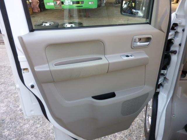 エブリイワゴン ＰＺターボ　ＥＴＣ　Ｋｅｎｗｏｏｄモニターレシーバー　社外ＬＥＤヘッドランプバルブ　ルームクリーニング済（17枚目）