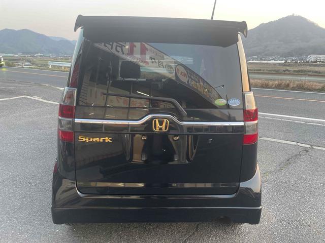 ゼストスパーク Ｗ　ＥＴＣ　ナビ　ＨＩＤ　スマートキー　電動格納ミラー　ベンチシート　ＡＴ　盗難防止システム　ＡＢＳ　ＣＤ　ＤＶＤ再生　ミュージックプレイヤー接続可　アルミホイール　衝突安全ボディ　エアコン（15枚目）