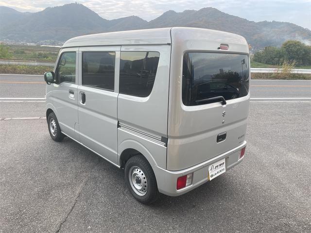 エブリイ PAリミテッド ETC 両側スライドドア クリアランスソナー レーンアシスト 衝突被害軽減システム キーレスエントリー アイドリングストップ CVT 盗難防止システム ABS ESC 衝突安全ボディ エアコン(6枚目)