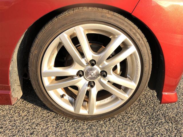 �A���~�z�C�[���𗚂��Ă��܂��B�A���~�z�C�[�������ł��Ԃ̃C���[�W�����Ȃ�ς��܂��ˁB