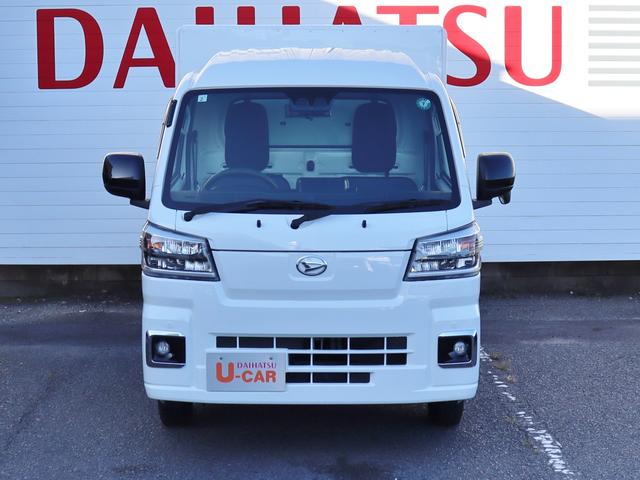 ハイゼットトラック 　４ＷＤ　ＦＲＰ中温冷凍車　（－５℃＋２０℃）　（片側スライドドア仕様）衝突被害軽減システム　デジタルインナーミラー　バックカメラ　スマートキー　フォグランプ　マニュアルエアコン　ＬＥＤヘッドランプ（3枚目）