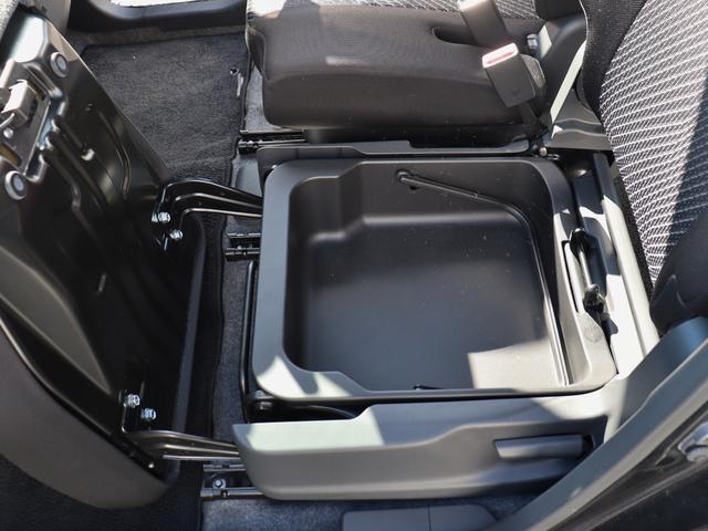 ワゴンRスティングレー T ナビ バックカメラ スマートキー オートライト Bluetooth オートエアコン フロントフォグランプ ベンチシート フルセグ CD DVD アイドリングストップ フロアマット サイドドアバイザー(52枚目)