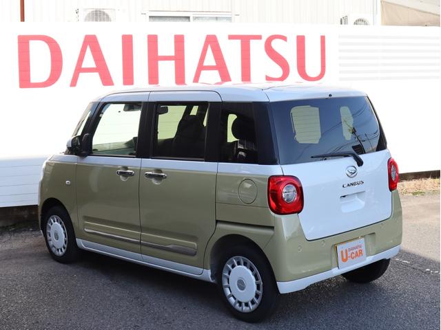 ムーヴキャンバス ストライプスＧ　衝突被害軽減システム　バックカメラ　両側パワースライドドア　運転席・助手席シートヒーター　ＬＥＤヘッドライト　フロントフォグランプ　スマートキー　オートマチックハイビーム　ベンチシート　フロアマット（4枚目）